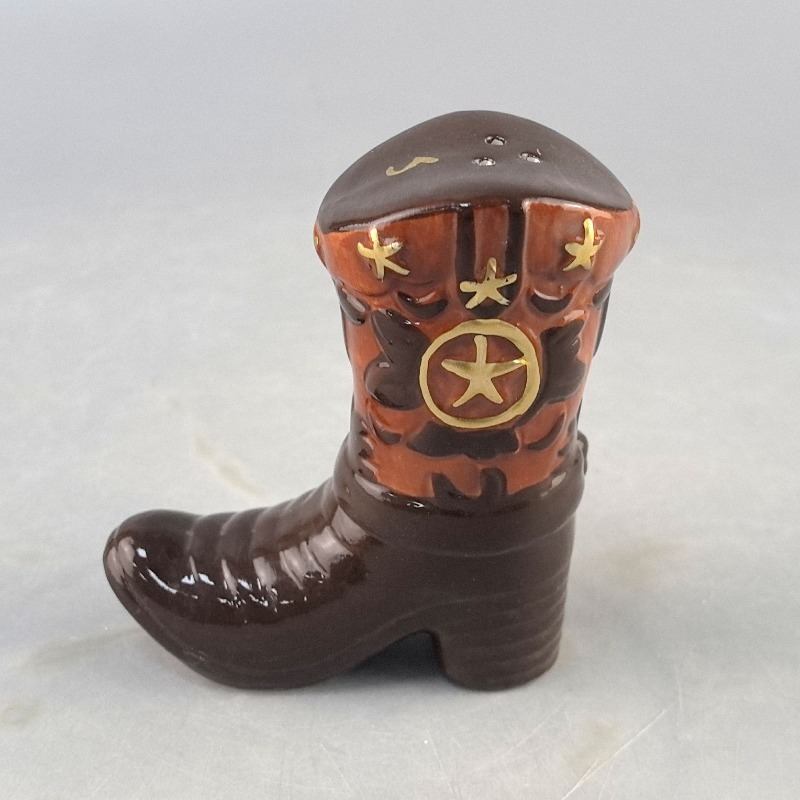 Vintage Boots Ceramic Spice Ja - Food Storage Utensils ulasan dan harga